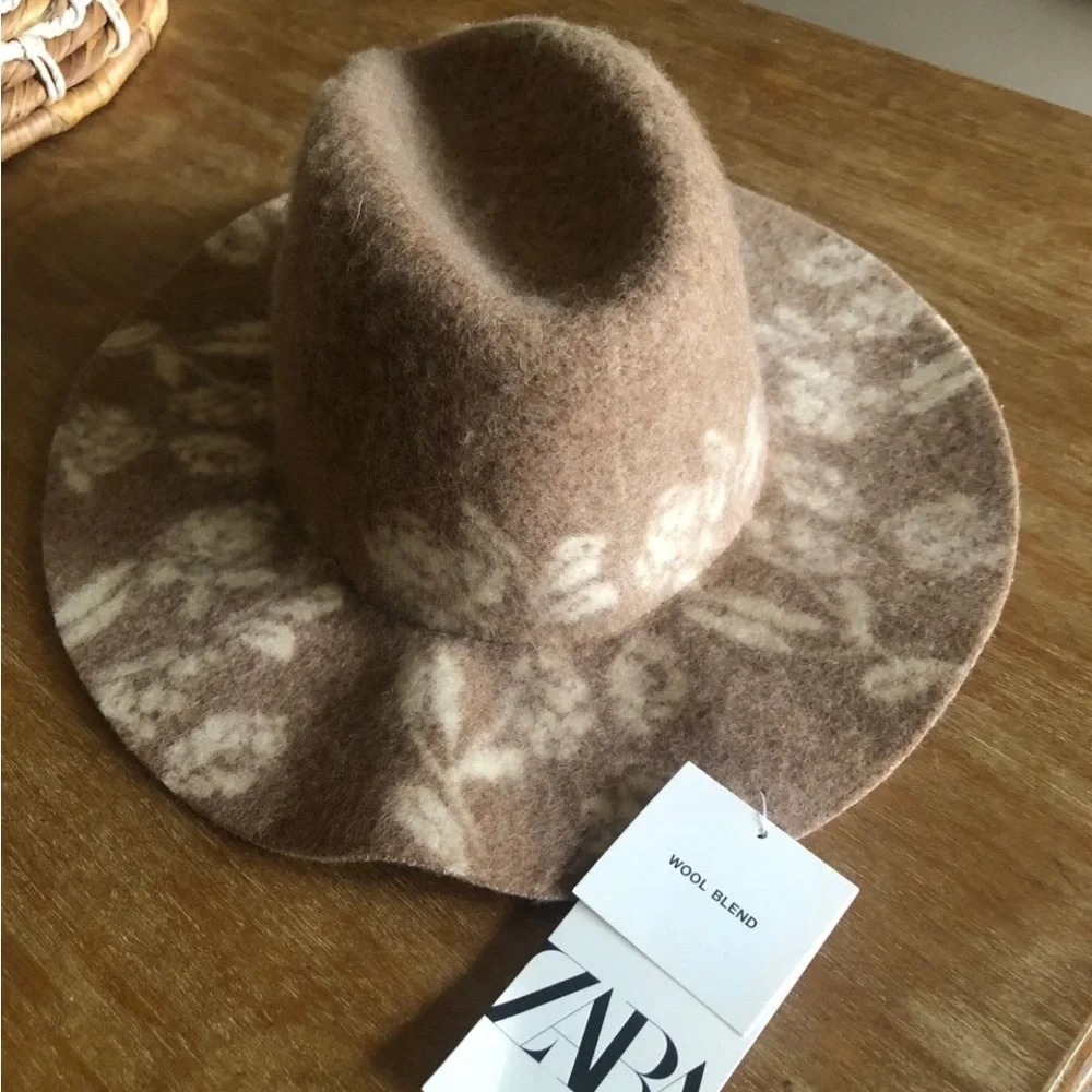 Zara Brown Wool Blend Hat - Picture 1 of 4